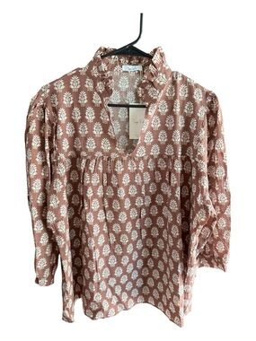 Brown and White Floral Ruffled V-Neck Blouse with 3/4 puff sleeves by Sage Vell